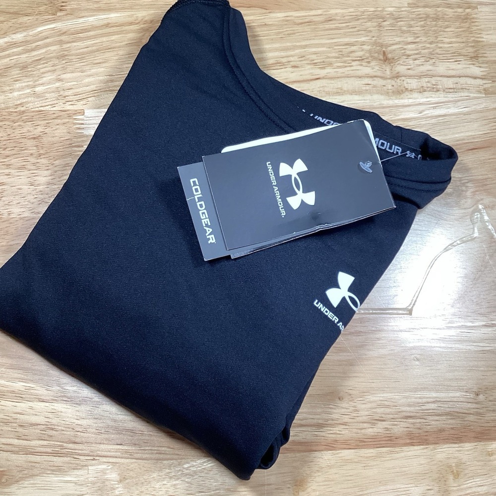 NWT Boys Under Armour Long Sleeved Coldgear Performance Tee Black XL